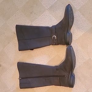 Tall Merrell Boots, Sz 10